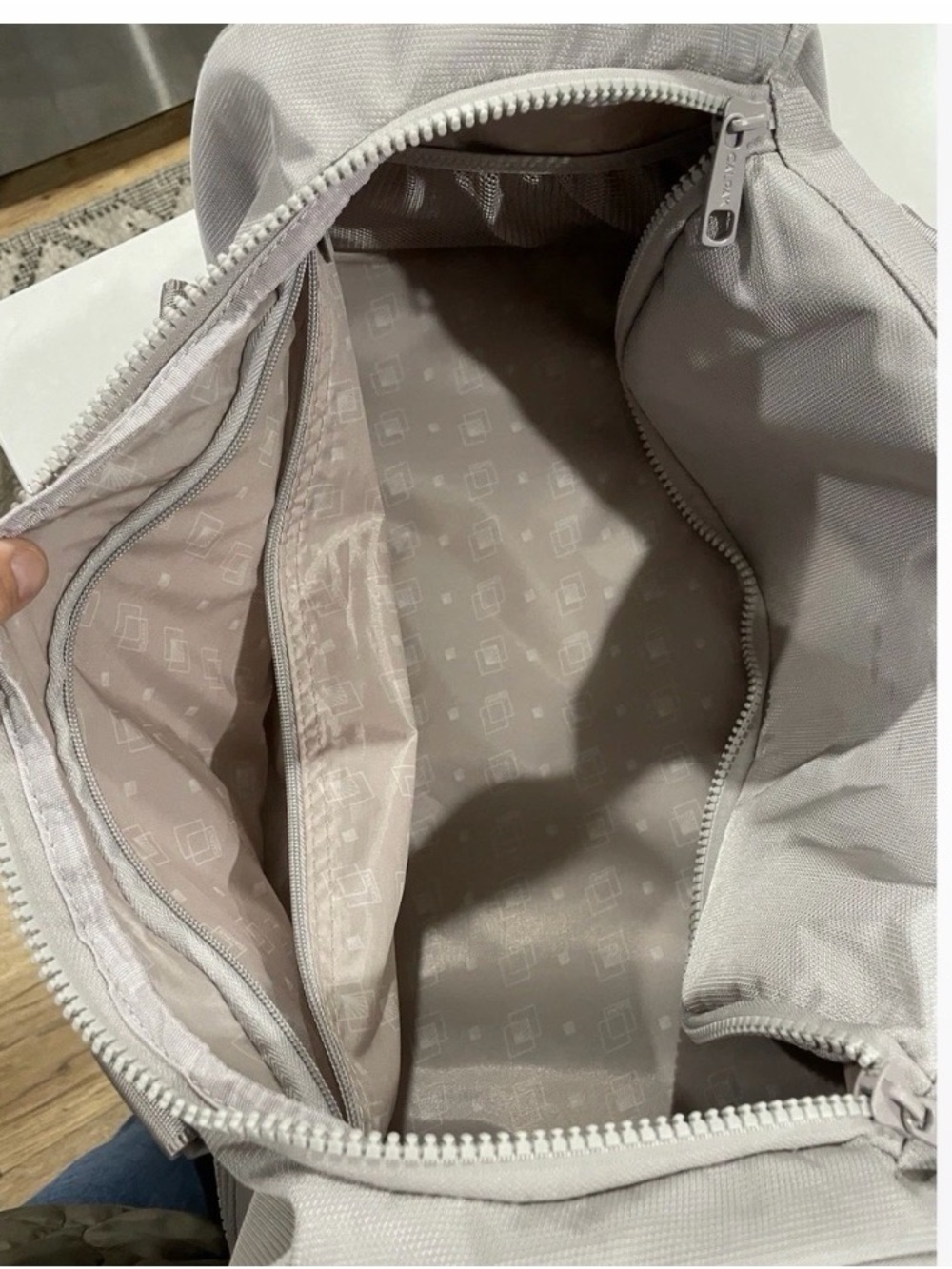 Calpak Stevyn Travel Duffel in Sand Dune Removable Shoulder Strap - Picture 5 of 7